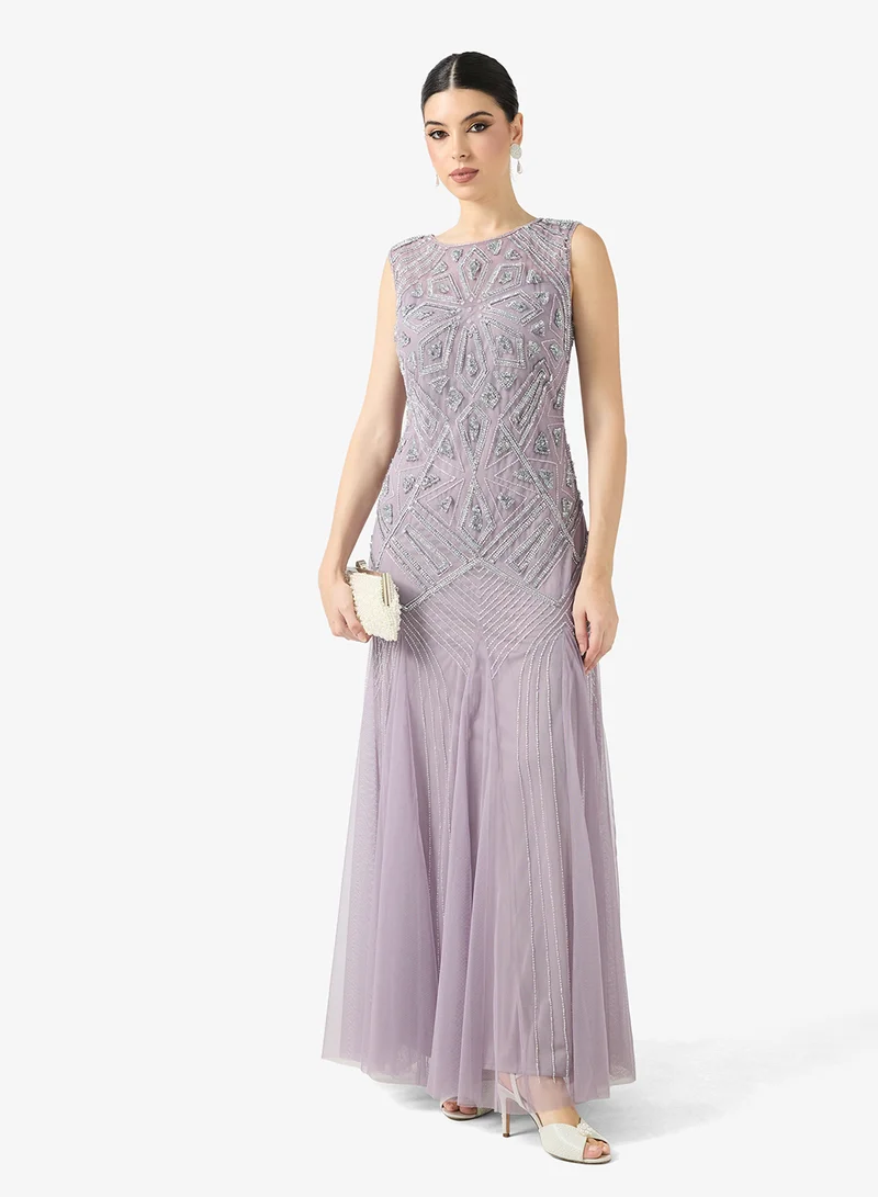 نمشي x فستان مطرز بالترتر بقصة حورية البحر